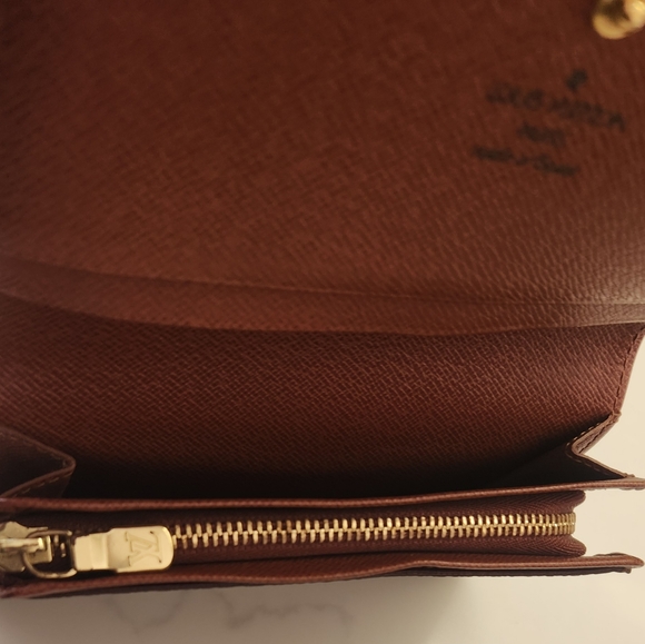 Louis Vuitton Monogram Wallet With COA - Picture 6 of 15